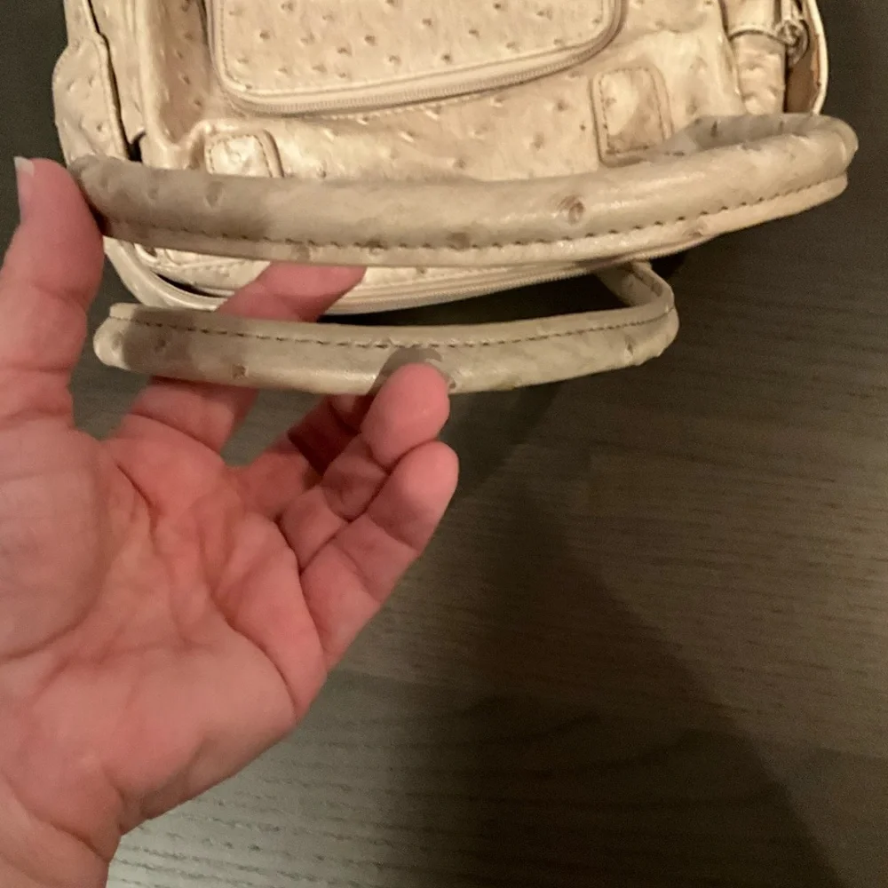 New Directions Textured Tan Purse